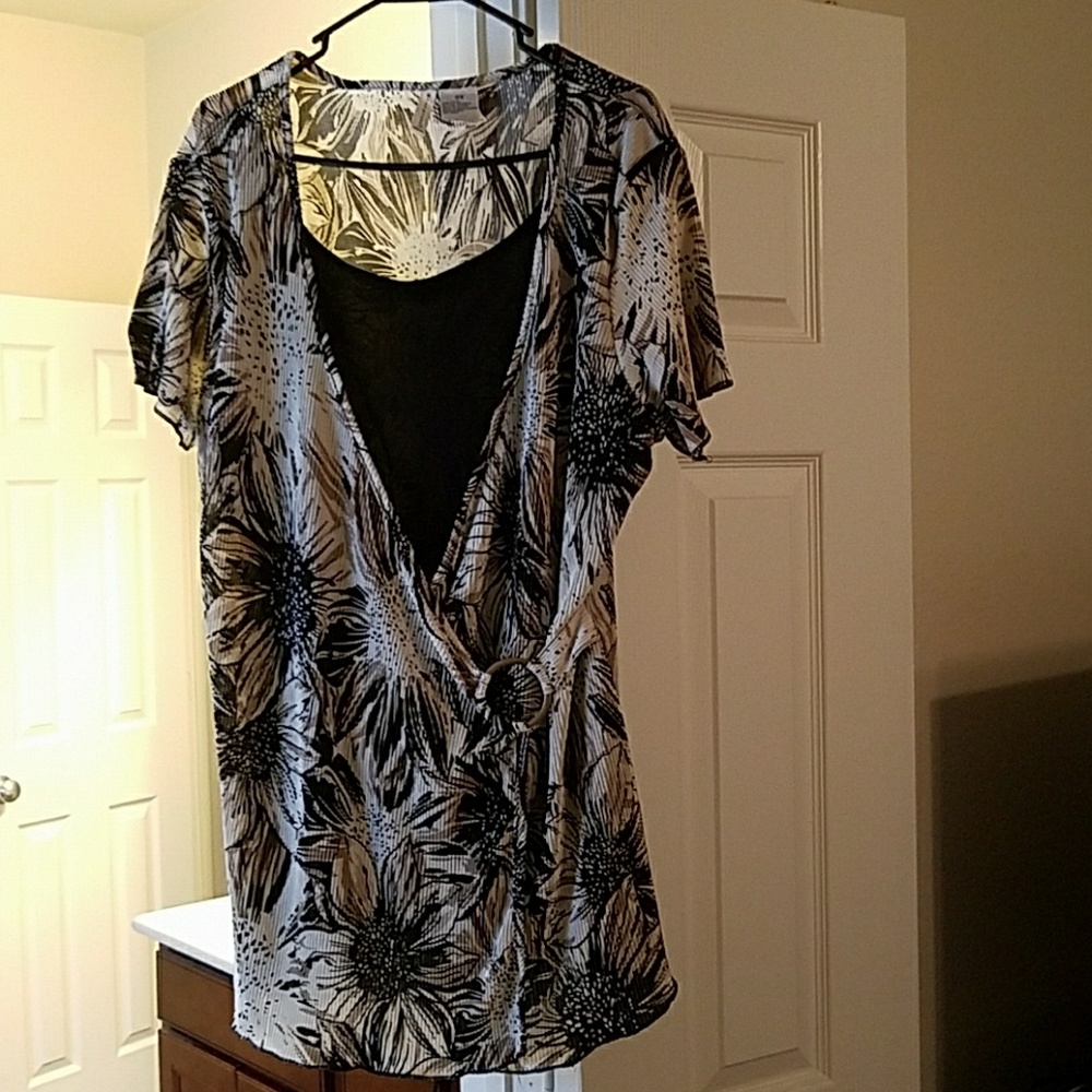 Size 2x top.